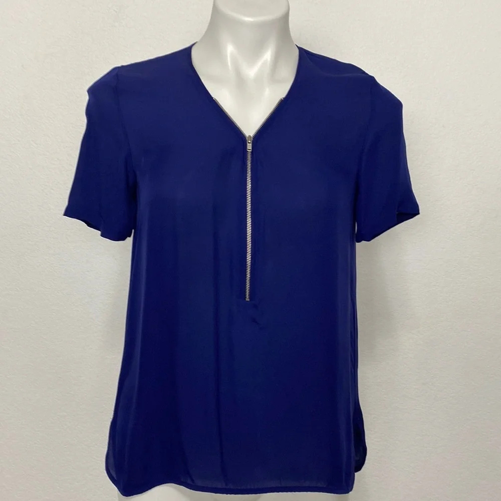 The Kooples Blue 100% Silk Preppy V-Neck Short Sleeve Coastal Blouse Size M - Picture 1 of 9